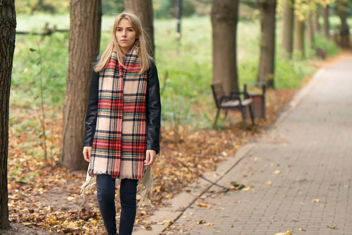 What Is Mindful Walking? A Simple Guide to Reducing Stress on Your Daily Commute